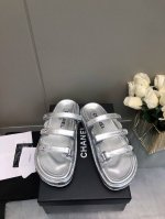 2025- P350 Chanel 小香新款2025春夏凉鞋拖鞋！ 顶级对版货！ 鞋面进口面料， 垫脚内里羊皮， 原版五金扣 原版大底 Size:35-41