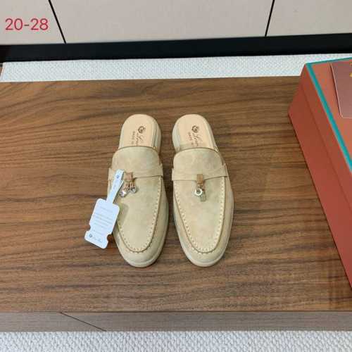 Loro Piana 锁边包头拖。意大利顶级羊绒复古优雅低调奢华。时尚性与皮料实用性同样兼具依然全网最高品质。鞋面羊京丝质柔滑。手工缝线，水染皮里，原版大底。码