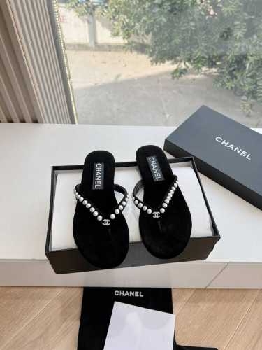 G021所见即所得顶级品质CHANE*25s小香奈儿坡夹脚珍珠凉鞋拖鞋材质：原版布面内里：原版材质大底：原版鞋底码数:35-39 40 定制不退不换