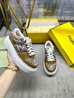 工厂p价 女装女鞋 运动原单 Fendi Match系带最新运动鞋 棕色Ff提花面料和同色牛麂皮材质细节 侧面饰以注塑Ff贴花 女码35-40码 男码39-45