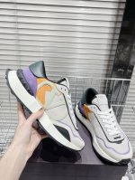 Valentino 码数:39 44 38.45定做 华伦天奴 运动鞋系列 valentino华伦天奴V家 新款Netrunner系列 休闲 气垫 情侣运动鞋