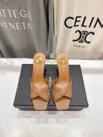 高版本出厂 Saint Lauren*～圣罗兰Ysl 25Ss春夏全新走秀款高跟拖鞋 全新鞋型 唯有Ysl最懂女人心，不接受反驳，超级无敌女人味神器，女人必备