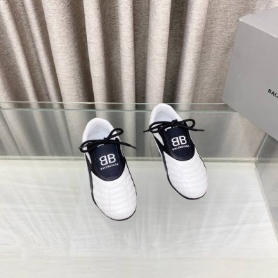 男码+20 粉色男码定做 Balenciaga巴黎世家2025春季情侣新款运动鞋 顶级版本，独家首发。 面料：头层牛皮材料 大底：橡胶大底 内里和垫脚：全羊皮制