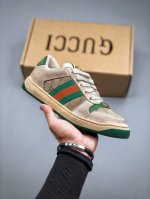 橙子出厂价 Gucci 古驰经典款小脏鞋 运动鞋 休闲鞋板鞋 情侣款 原版开发代购级别版本，金属双G水晶圆柱形标，Gucci原版纹织带。专属擦色牛皮面料，原版毛