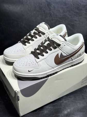 现货 定制板鞋 系列联名款Nike Dunk Low Atomic 情侣款 定制联名 元盒版本 高清洁度 超乎所想的高性价比 用料绝不含糊 原楦头原纸板 原装鞋 - 点击图像关闭