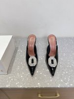 Amina Muaddi 阿米娜 25Ss春夏新款 尖头 高跟 半拖 就是集美们的梦中情鞋，爱了爱了 春系温柔杀 美到犯规 宴会日常都适合，简直不要太温柔了 鞋