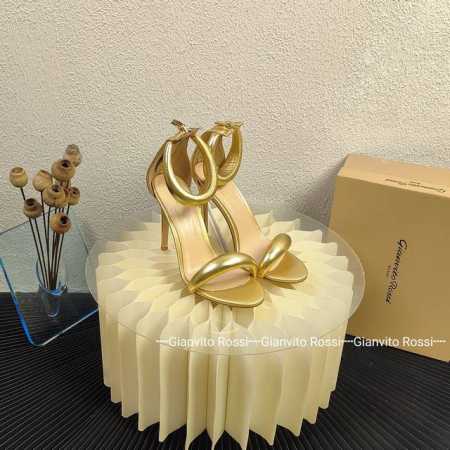 羊皮款 吉安维托 罗西 Gianvito Rossi Eiko Stiletto，轻松移动。这款 胖胖高跟凉鞋 秉承了其传统意大利工艺，专注精巧细节，打造优雅女 - 点击图像关闭
