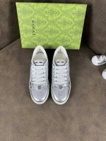 跑量价 男女情侣款鞋系列 Gucci 古奇最 2024新款精心打造，引爆全场！不断创新的国际品牌 此款男士四季休闲鞋，原版版本，专柜一比一加品牌专用皮，皮垫脚橡