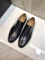 顶级原单 品牌：Dior 迪奥 标准码：男码39-44 38 45定做 等级：专柜同款 顶级原单 材料：原版牛手工改色 水染牛里 原版真皮大底 款式类别：男士时