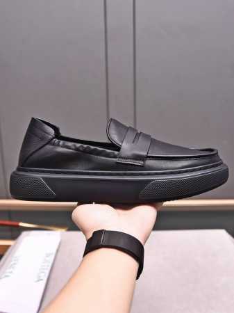 p 一脚登 Botteg* Venet* 高端精品 Size：38-44 45定做 Bv新品，头层牛皮人工编织经典风格与当代时尚气质和谐交融，橡胶鞋底轻便灵活, - 点击图像关闭