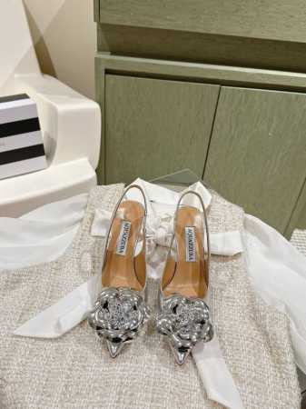 Aquazzur* 菠萝早春专柜新品仙女时装鞋系列，大量上新同步官网全系列均可定制龙年主打一个火爆，全网各大网红纷纷开秀，绝美的穿搭系列！ ★★★★★ 鞋面 原 - 点击图像关闭