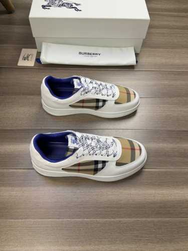 burberry 巴宝莉 -高端品质 原单 -鞋面：进口纳帕小牛皮、品牌图腾布匹、鞋舌品牌布标 -内里：帆布内里， -大底：橡胶; 双色成型大底 -超高品控 做