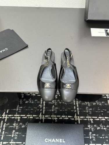 Chanel香奈儿｜小香25p新品经典 双C粗跟后空拼色拼接凉鞋！ 鞋面采用羊皮 内里踮脚均为丝绸羊皮 意大利进口牛皮大底 跟高：1.5Cm Size：35-3
