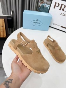 PRADA 25ss普拉达经典三角标乐福鞋系列 简约极致 size：35-42 工厂价