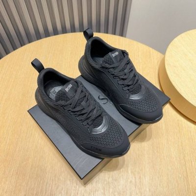 工厂P Boss 新款男仕运动鞋 知名运动品牌新款隆重上市 以奢华高端设计出货 鞋面选用原版透气飞织制成 羊皮垫脚 轻质橡胶大底。轻奢风格，鞋面透气不闷脚，简约
