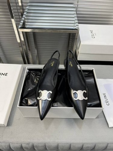 P350 Celine 思琳新款凯旋门猫跟凉鞋 单鞋 鞋面：开边珠牛皮 内里：原版内里 大底：原版进口真皮大底 码数：35-41 40.41定制