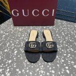 Gucci 古驰顶级品质①面料：牛皮 品牌布料②内里／垫脚:羊皮里③大底：原版意大利真皮底④码数：35-42 40.41.42定做不退换 包装：专柜全套绿色包装