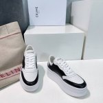 高品质出厂 ！顶级品质 CELINE赛琳2025春夏新品秀场主推款松糕厚底凯旋门徽标系带休闲鞋小白鞋！熊猫配色设计简单舒服，干净利落，增高显腿细，无论是单穿还是