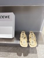 2025 最新罗意威Loewe Ss夏季限定拖鞋 上脚真的太美了 强烈推荐 明星博主同款 面料 进口羊皮 里料:进口羊皮 大底:真皮注塑底 码数:35-39 4