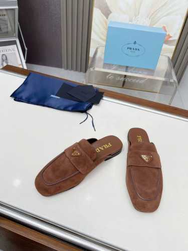 市场顶级版2670Ss prada普拉达三角标 顶级品质 集优雅知性复古可爱于一身 鞋面 牛绒皮 内里 牛皮里 原版 意大利真皮大底 size 35-42 41