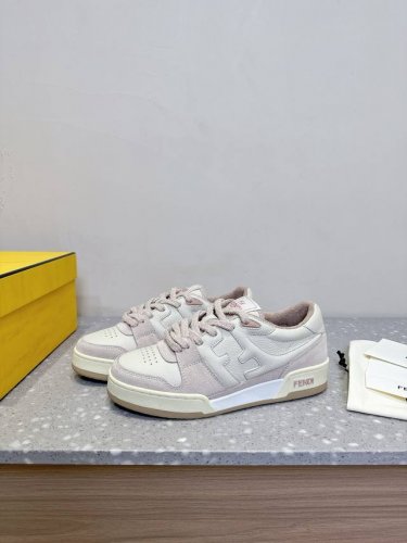 Fendi 芬迪 25Ss春夏新款 Match胶囊系列 情侣款 休闲 运动鞋 板鞋 设计师Kim Jones打造的首款运动鞋Fendi Match 和Lv驴牌的