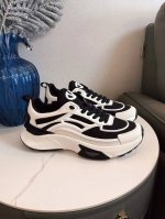 冲量价: VALENTINO 2024华伦天奴最新休闲运动鞋，码数：38-46