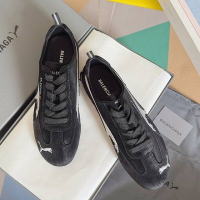 顶级版本：女款 巴黎世家Balenciaga × 彪马Puma 联名款Ultrasoft Speedcat 德训鞋 休闲 运动鞋 足球鞋 原版购入开发 做货 这