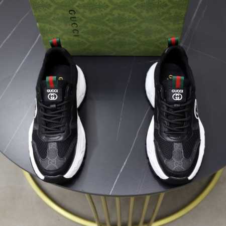 出厂价pp 品牌 古奇Gucci 标准码 38-44 45订做 等级 官网同款 材料 原版材料拼接 舒适透气内里 轻便耐磨运动大底 款式类别 男士时尚休闲鞋 跑 - 点击图像关闭