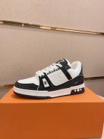 工厂P价P： L 奢品 Trainer情侣款运动鞋 限量烫钻版出货，进口捷克钻镶嵌鞋面闪烁耀目光芒，需七小时匠心制作方可成就经典。实物真的超闪，以男装艺术总监V