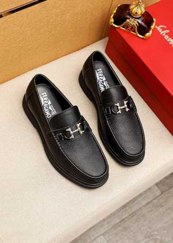 商品商标：Ferragamo 菲拉格慕 休闲皮鞋 正码码数: 38-44 45.46订制 商品材料：精选 进口头层荔枝纹牛皮鞋面+奢华五金扣，进口水染牛皮内里。