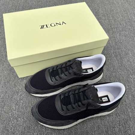 zzegna 杰尼亚原单更新 piuma 在意大利语中指 羽毛 充分彰显 ZPZegna 都市跑鞋的别样风范 代表的是年轻 时尚的风格 是专为追求品质和款式之新 - 点击图像关闭