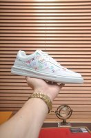 出厂价P Louis Vuitton Lv.路易威登官网同款 原单爆款 Lv原工厂P牛皮材料1：1原板 羊皮内里，身配件一比一开模 专柜品质 亲们你还为穿着O搭