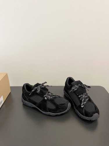 Negativethree nt3 韩国设计师品牌机能运动鞋 原版1比1复制 面料高丝光牛津 透气网里 垫脚牛皮 防滑橡胶大底 颜色：天蓝.棕色.黑色三色可选