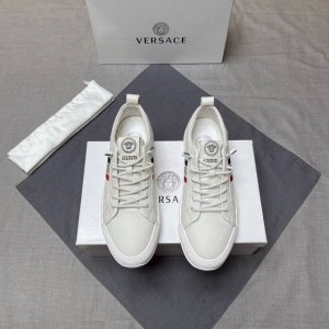 Versa*范思哲 男士新款上市 同步头层牛皮鞋面羊皮内里 完美造型顶级品质 橡胶耐磨大底 鞋型饱满 立体感十足超级百搭 高档不失品味 时尚 新颖 码数 38-
