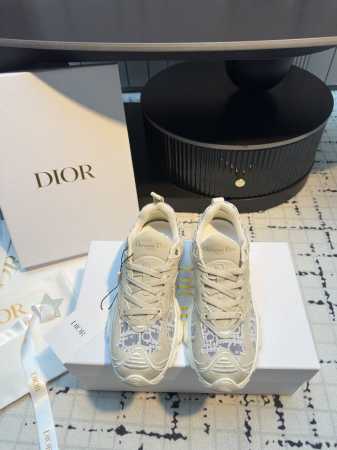 dior 迪奥2025春夏走秀新款 Vibe标志性时尚摩登运动老爹鞋 Cd字母Logo Oblique印花图案系带拼色厚底跑鞋 材质:鞋面采用特殊工艺搭配网眼织 - 点击图像关闭