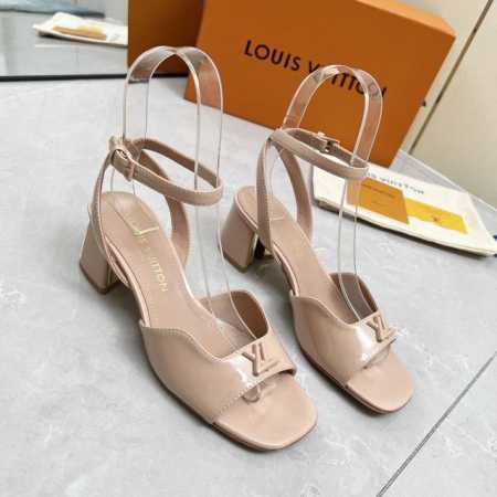 Louis Vuitton 路易威登25 Ss 新款凉鞋 当季最新潮品 众多博主纷纷种草 入购原版开模定制 镂空设计 新颖时尚 上脚舒适 自留推荐 鞋面 漆皮 - 点击图像关闭