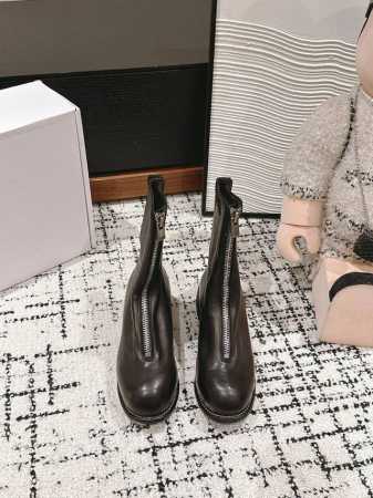 顶级品质 GUIDI PL2系列 BACK ZIP LEATHER BOOTS 全手工工艺，水洗马皮 纯手工打造， 独特水染工艺，原版1:1复刻顶级版本！ 原版 - 点击图像关闭