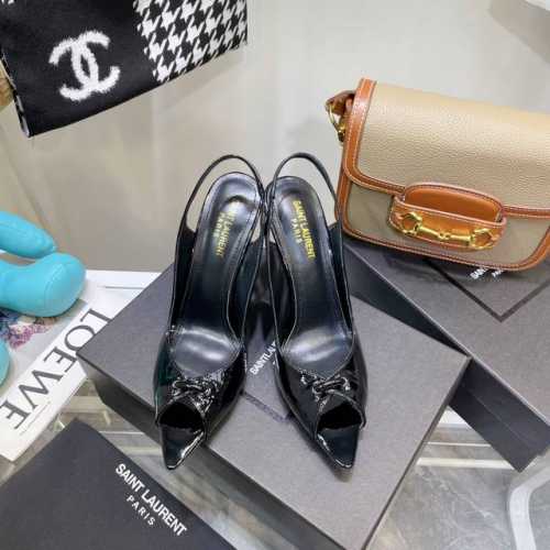 SAIN* LAURENT 顶级版圣罗兰YSL 烤漆跟高跟凉鞋经典logo字母设计，上脚超美，原版1:1开模，官网同步 面料：原版漆皮 内里：进口羊皮 鞋底：意