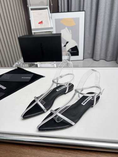 高品质出厂 平底小众潮牌网红款 Jil Sander 吉尔 桑达早春凉鞋系列！春夏最新爆款时髦平底尖头带子凉鞋 这款真的绝了 时髦到飞起 想不到有任何理由可以去