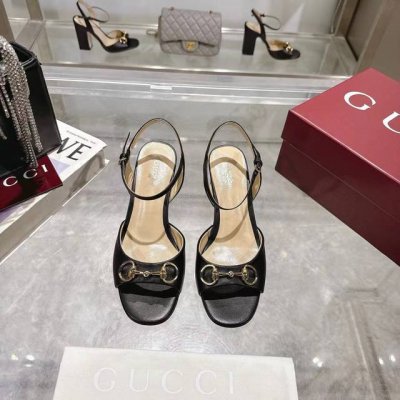 古奇 Gucc 经典女鞋:原版一比一开发 精心调制的鞋楦 面料采用原版质感.进口羊皮面.配原板电渡五金扣 细腻到无可挑剔 羊皮 内里和垫脚 跟高:颜色6.5Cm