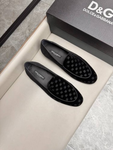 dolce & Gabbana 杜嘉班纳标牌 Mino 小皮鞋，进口天鹅绒面料，水染小牛皮内里，原版超轻真皮大底，码数：39-44， 38，45，46定做