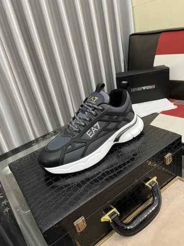 出厂价： Emporio Ar阿玛尼，2024最新品，，超级有范儿的一款休闲鞋！精选头层小牛皮水洗羊里鞋舌精致工艺图案装饰logo，工艺极致奢华精湛，上脚帅气十