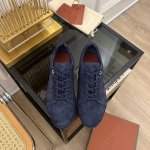 高版本 Loro Piana 2024 2024早秋新品 专柜最新走秀款增高鞋休闲鞋系列 泰裤辣！妥妥神器一枚 原版开模大底，很有型 很轻便，脚感满分夏天真的太