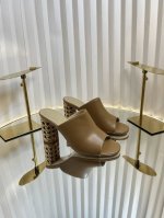 Dior 迪奥2025秋冬新款Icon系列圆柱跟女鞋 Cd明星同款鱼嘴露趾高跟圆头拼色一字拖凉鞋 材质 鞋面进口全粒面小牛皮+水染羊皮内里垫脚+意大利真皮大底
