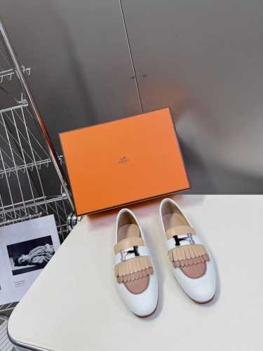 Hermes 爱马仕经典热卖代购级乐福鞋 穆勒单鞋 海外代购买手货源，纯原定制 韩国客过毒验收 1一级定制胎牛皮面料，马克缝线 纯手工滚边 2混种羊皮内里 垫脚