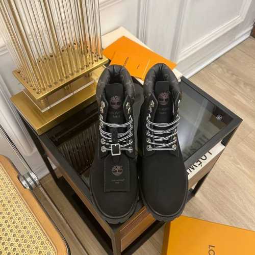 情侣款联名款 LV x Timberland 添柏岚 4 L家2024秋冬新品 专柜最新爆款老花 压花 大黄靴 短靴系列 上脚轻松驾驭任何服饰LV x Timb