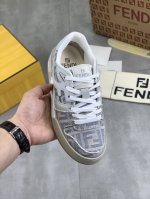 工厂p价p 实价 顶级品质芬迪 原版 1:1顶级版本 芬迪 原板进口牛皮休闲运动休闲鞋进口原版内里，原版进口耐磨Tpu大底；经历无数次调整，才调整出原版一样如此