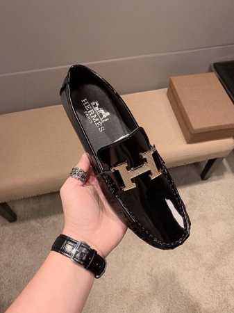 实价 ，品牌爱马仕，官方旗舰店新款高端爱马仕休闲商务豆豆鞋，爱马仕在众多品牌中始终是品牌中的效效者，爱马仕亮丽一夏，鞋面进口头层意大利高端定制漆皮，意大利羊皮内 - 点击图像关闭