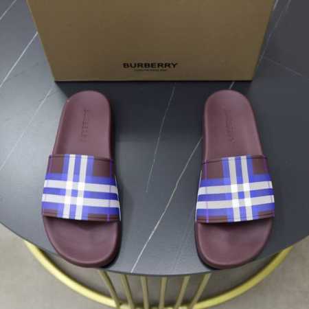 出厂价 Burberry 巴宝莉拖鞋新款上市完美做工！完美造型顶级品质防滑耐磨tpu大底百搭舒服鞋，标准尺码38-44 45-46-47可定做 - 点击图像关闭