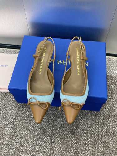 工厂p价p Stuart Weitzman 2025春夏新款Sling Back小方头蝴蝶结女鞋 Sw字母Logo五金扣中跟拼色后空凉鞋 材质:鞋面进口混种羊皮